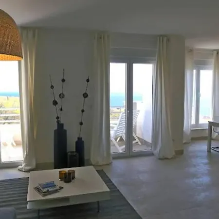 Blue Moon Luxe C2-4 Apartment *